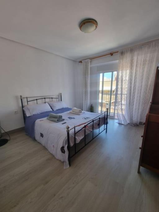 Lovely Three-Bedroom Apartment In Puerto De Sagunt Sagunto Exterior foto
