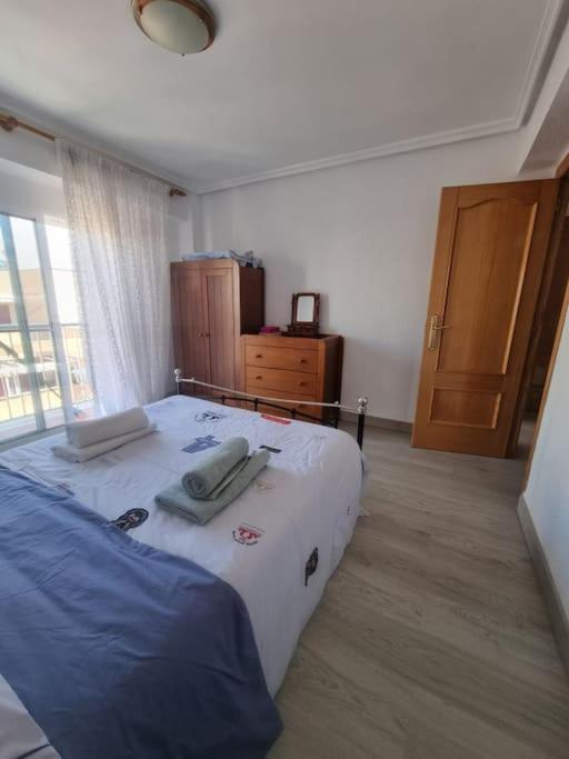 Lovely Three-Bedroom Apartment In Puerto De Sagunt Sagunto Exterior foto